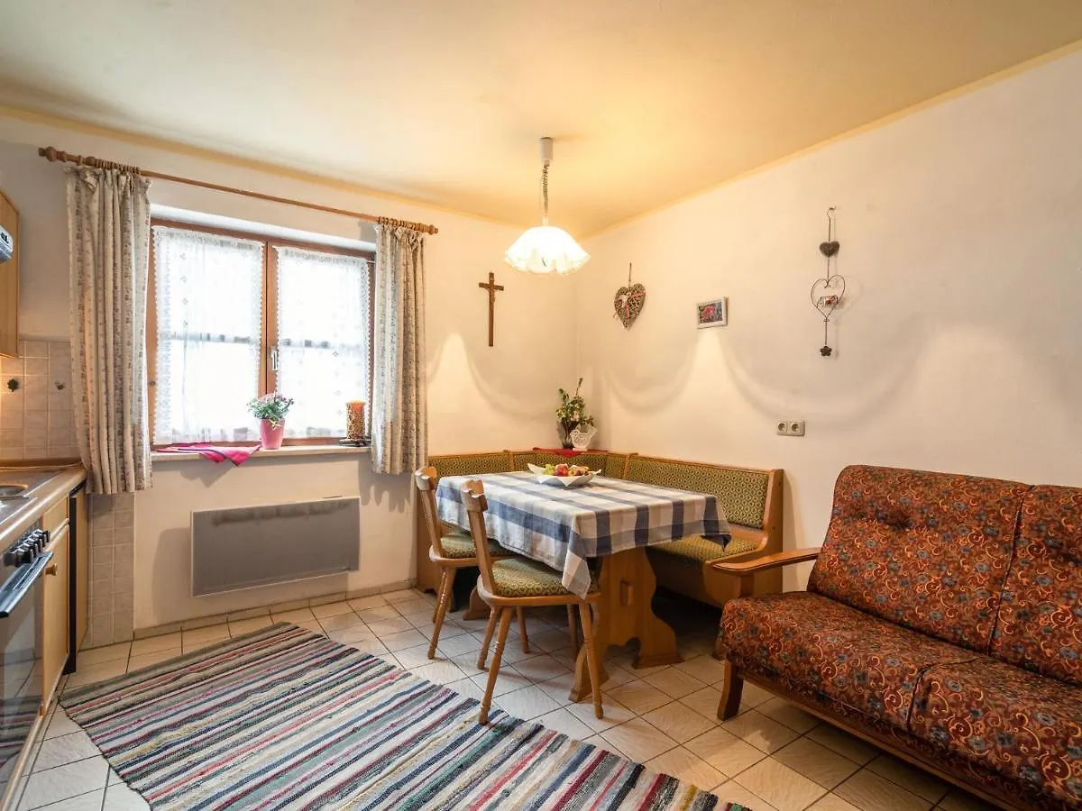 Delightful Holiday Home With Terrace 翁特拉梅尔高